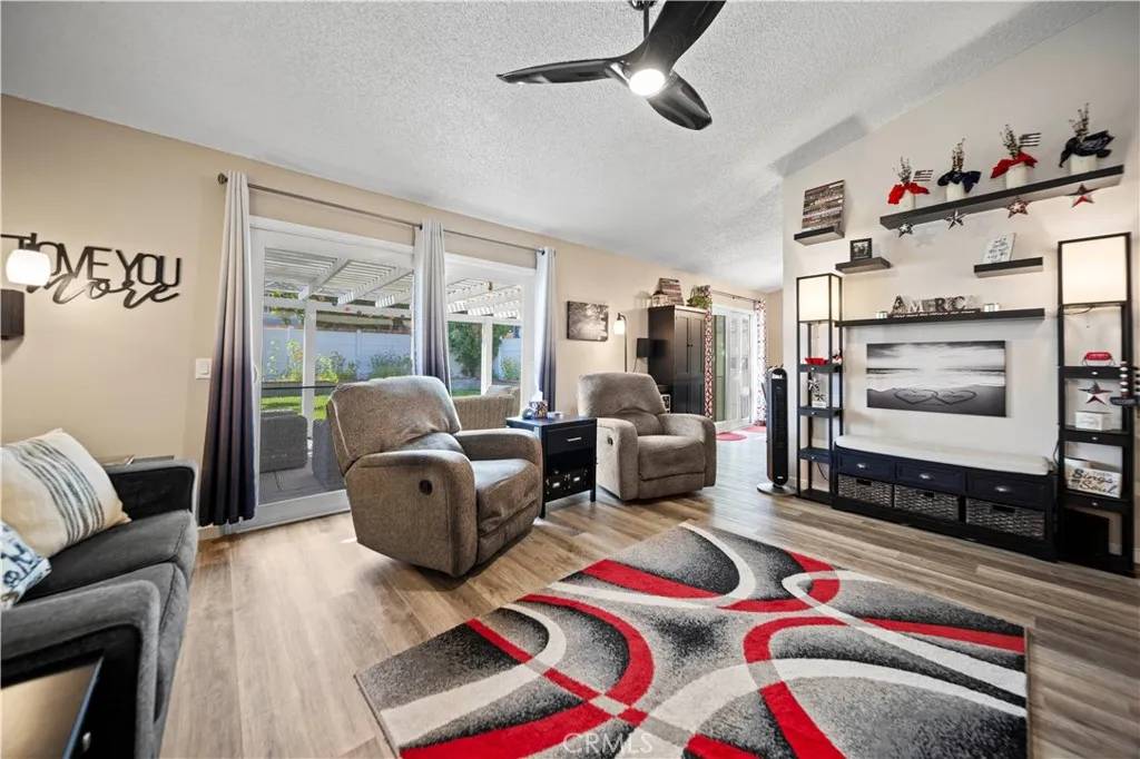 Canyon Country, CA 91387,28927 Rue Daniel