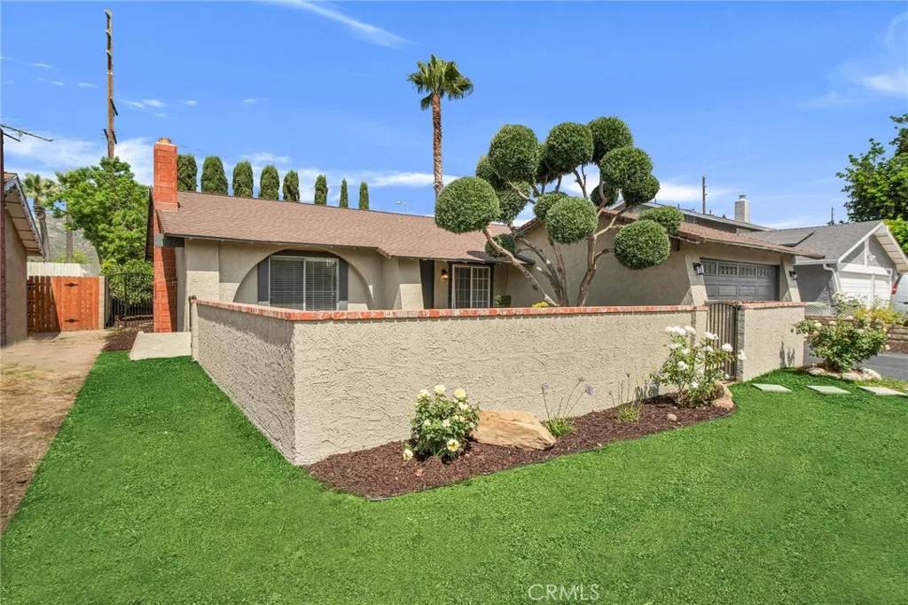 Chatsworth, CA 91311,10555 Vassar Avenue
