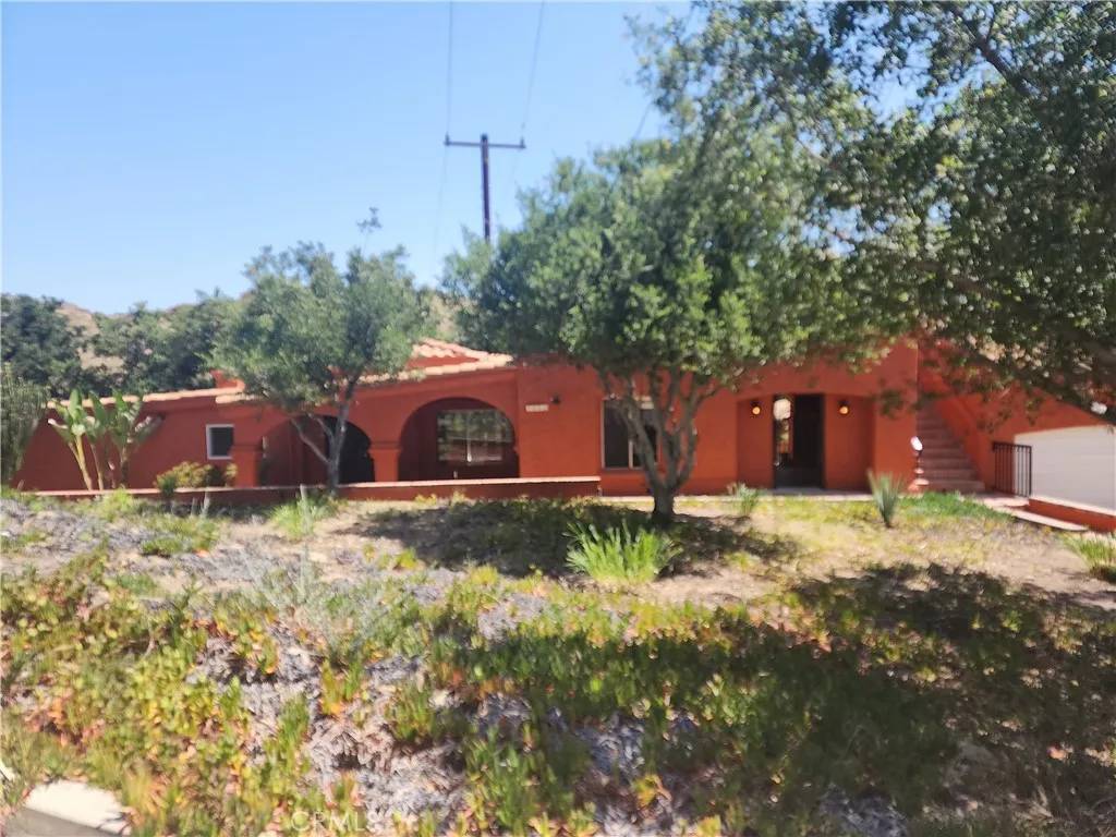 Simi Valley, CA 93063,7846 Lilac Lane