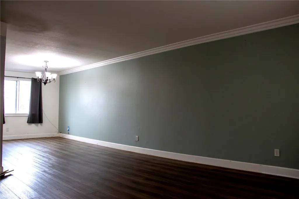 Lake Balboa, CA 91406,7045 Woodley Avenue #124