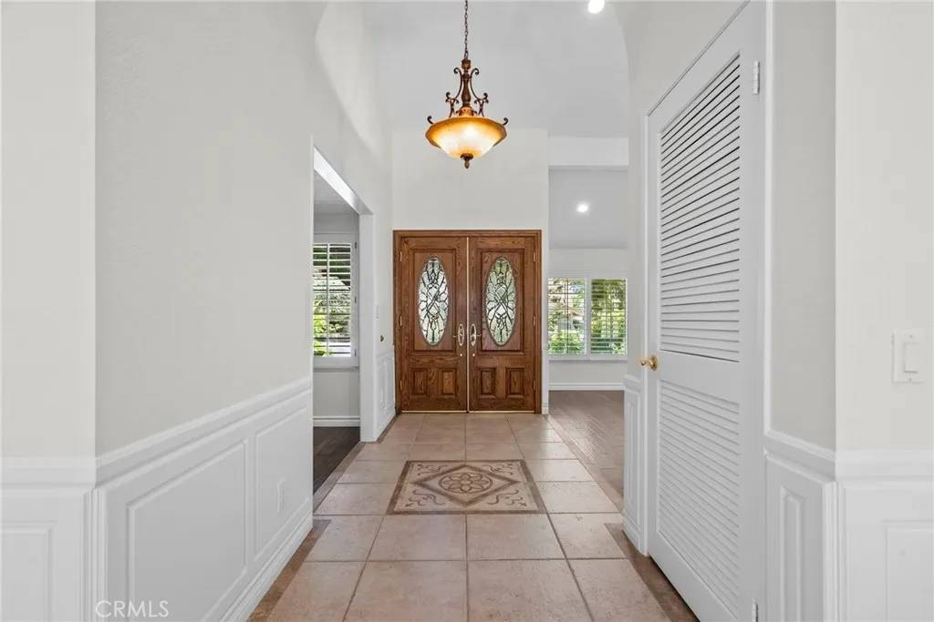 Valencia, CA 91355,25383 Fortuna Drive