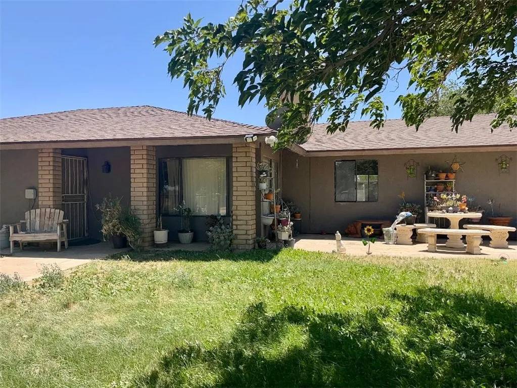Palmdale, CA 93591,9752 E Avenue Q6