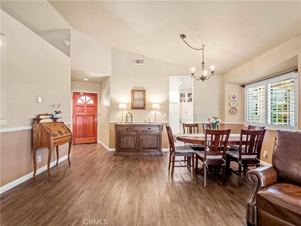 Saugus, CA 91390,22865 Tamarack Lane