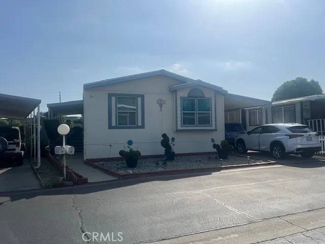 Chatsworth, CA 91311,21500 Lassen #37