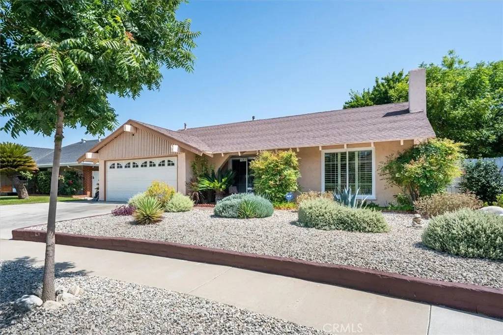 Canyon Country, CA 91351,19654 Delight Street