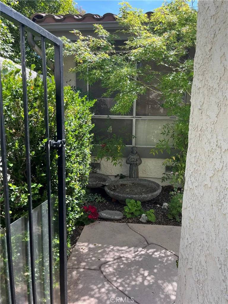 Porter Ranch, CA 91326,11427 Tampa Avenue #76