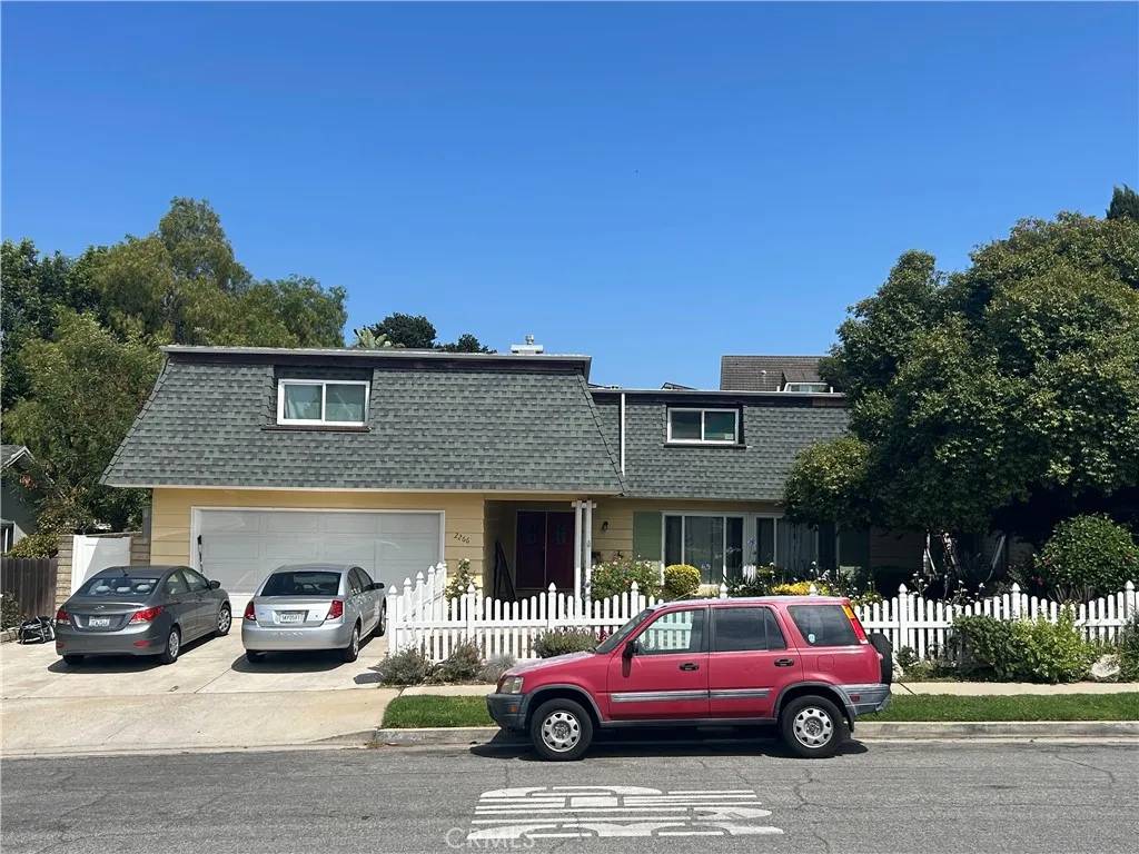 Newbury Park, CA 91320,2266 Adrian St