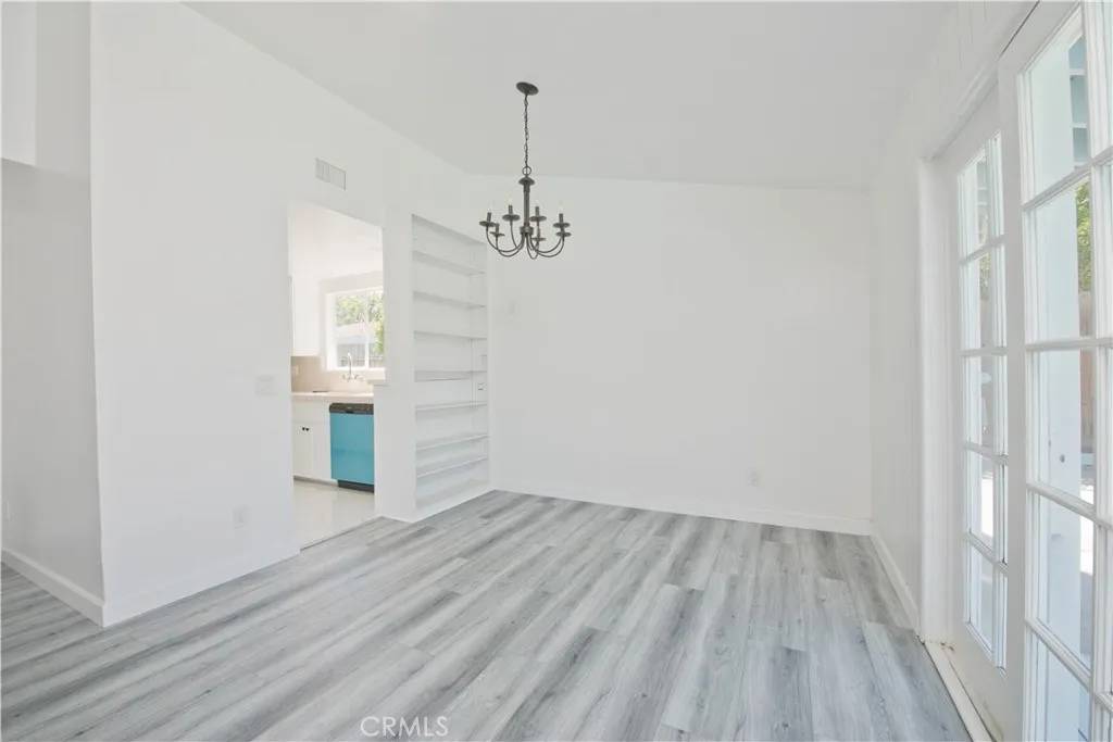Winnetka, CA 91306,20541 Rodax Street