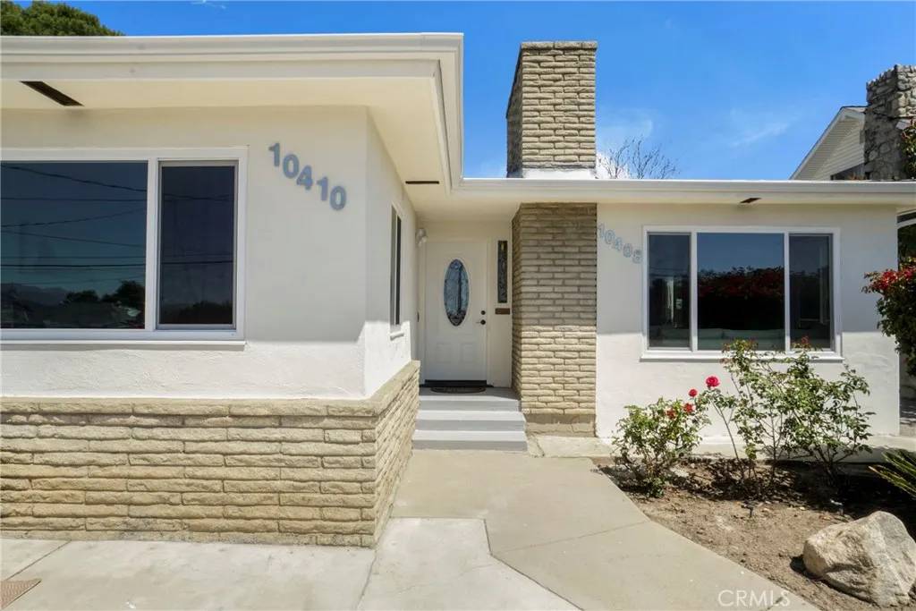 Tujunga, CA 91042,10410 Mountair Avenue