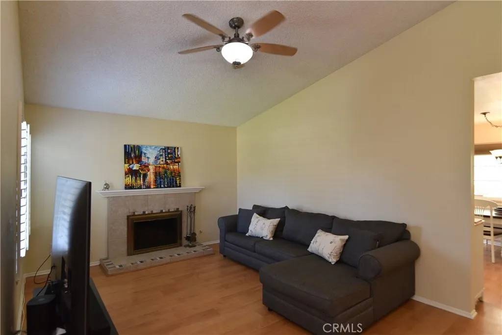 Saugus, CA 91350,20611 Alaminos Drive