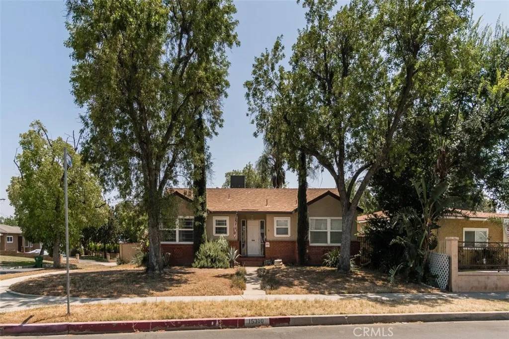 Mission Hills (san Fernando), CA 91345,15300 Mayall Street