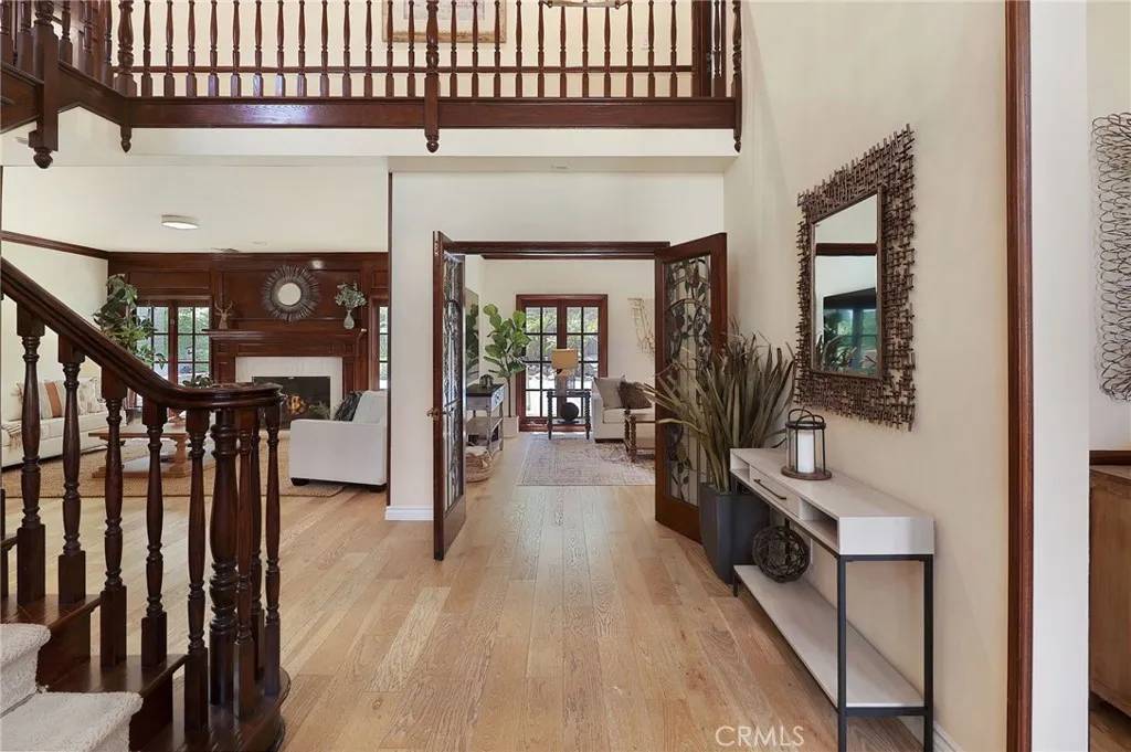 Woodland Hills, CA 91367,6137 Paseo La Vista
