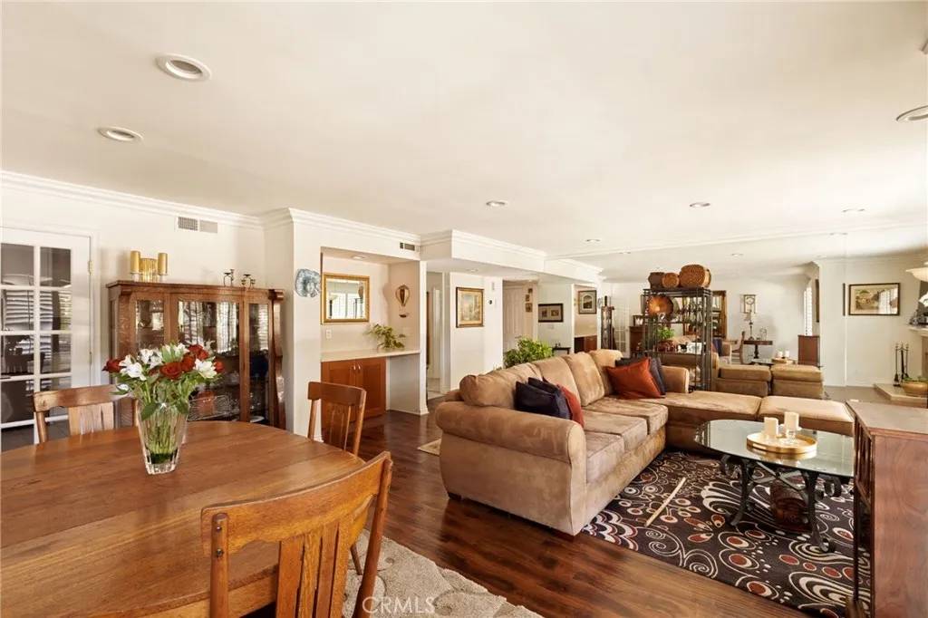 Studio City, CA 91604,4500 Whitsett Avenue #5