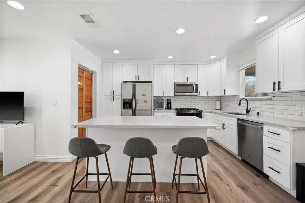 Winnetka, CA 91306,6757 Stephanie Place
