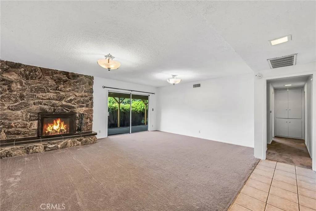 Valley Glen, CA 91405,13624 Vose Street