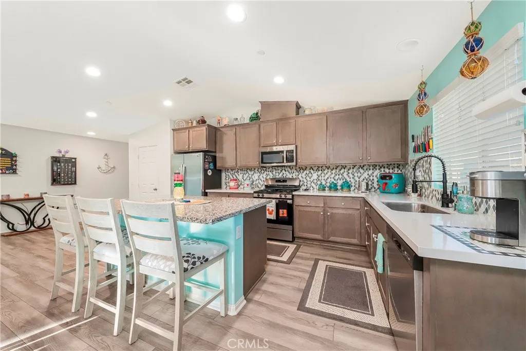 Victorville, CA 92392,13344 Hyacinth Court