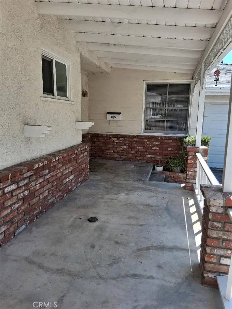 Tarzana, CA 91335,18413 Domino Street