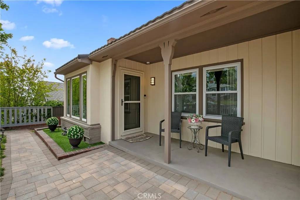 La Crescenta, CA 91214,3348 Burritt Way