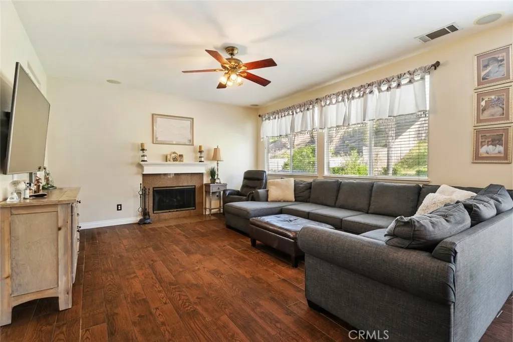 Canyon Country, CA 91387,18328 Nightingale Court