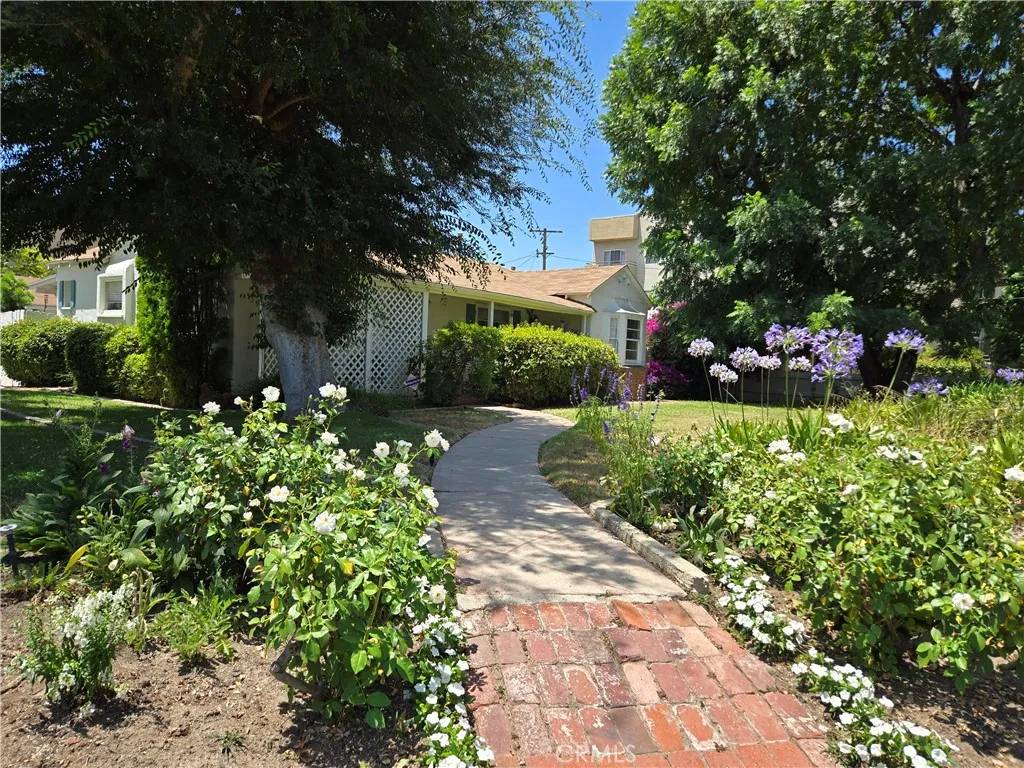 Studio City, CA 91604,11636 Valley Spring