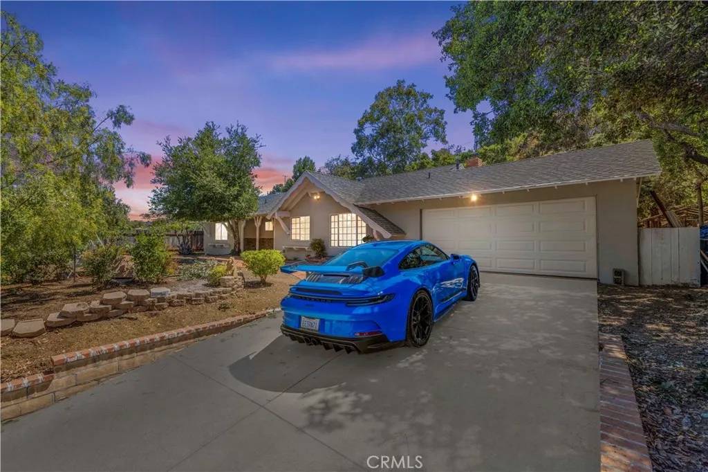 Thousand Oaks, CA 91362,3063 Darlington Drive