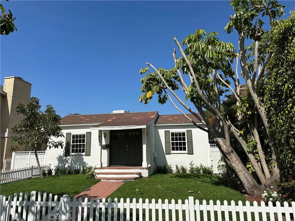 Los Angeles, CA 90049,659 S Gretna Green Way