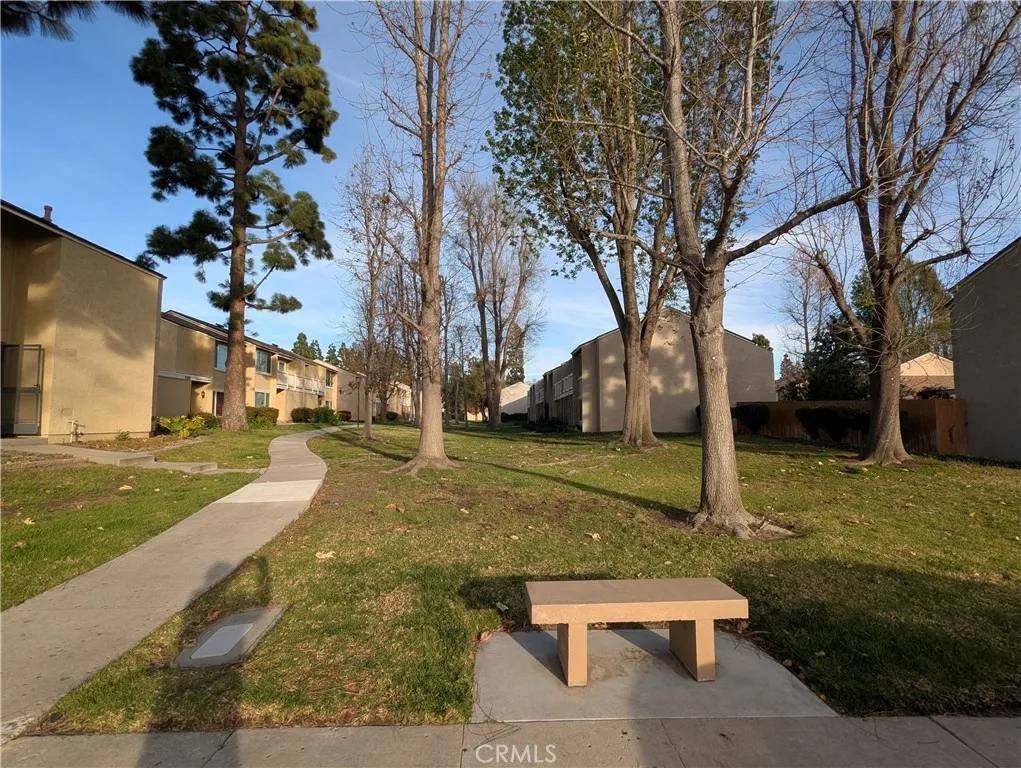 Moorpark, CA 93021,15007 Varsity Street #A