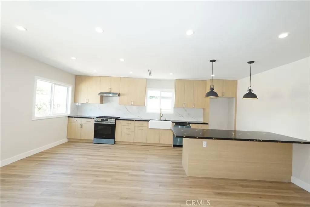 Granada Hills, CA 91344,10345 Blucher Avenue