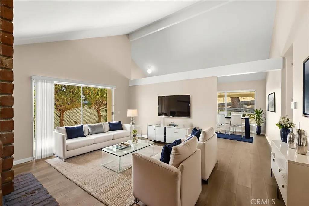 Canyon Country, CA 91387,29801 Grandifloras Road