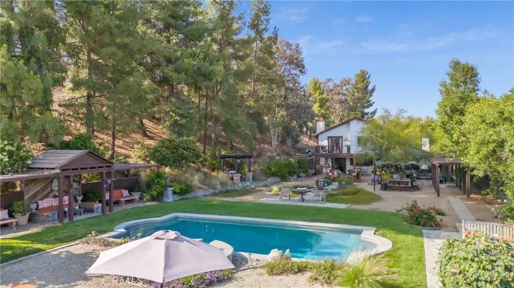 West Hills, CA 91304,24042 Ingomar Street