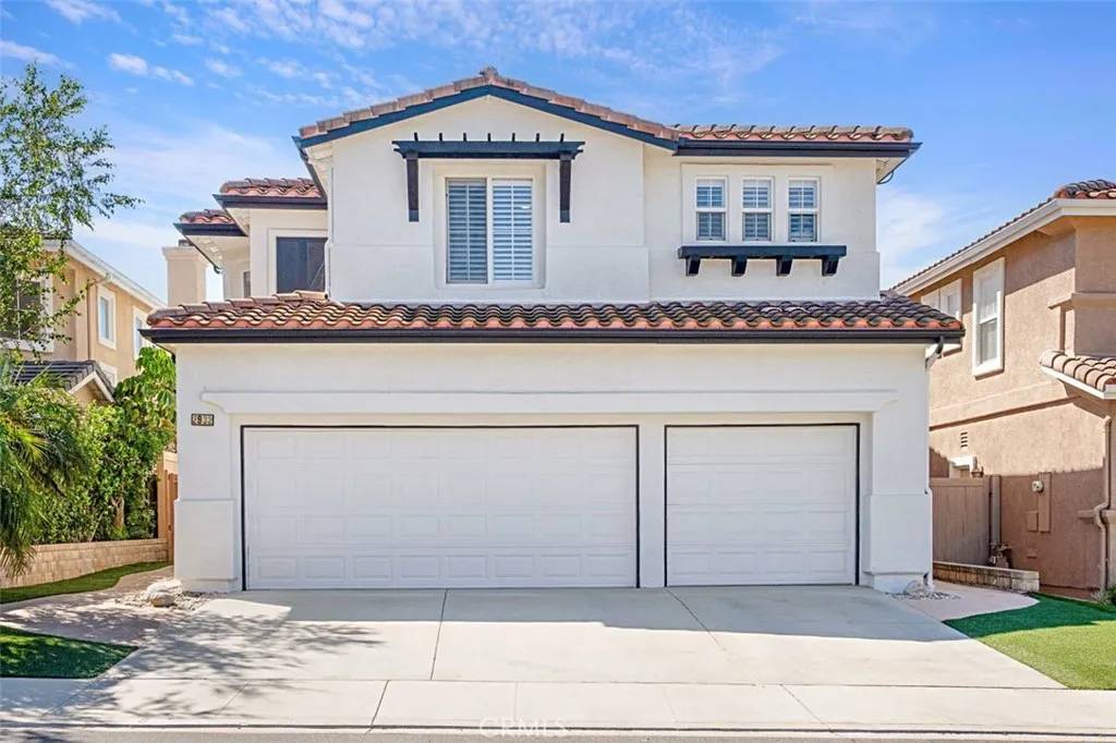 Thousand Oaks, CA 91362,2932 Blazing Star Drive