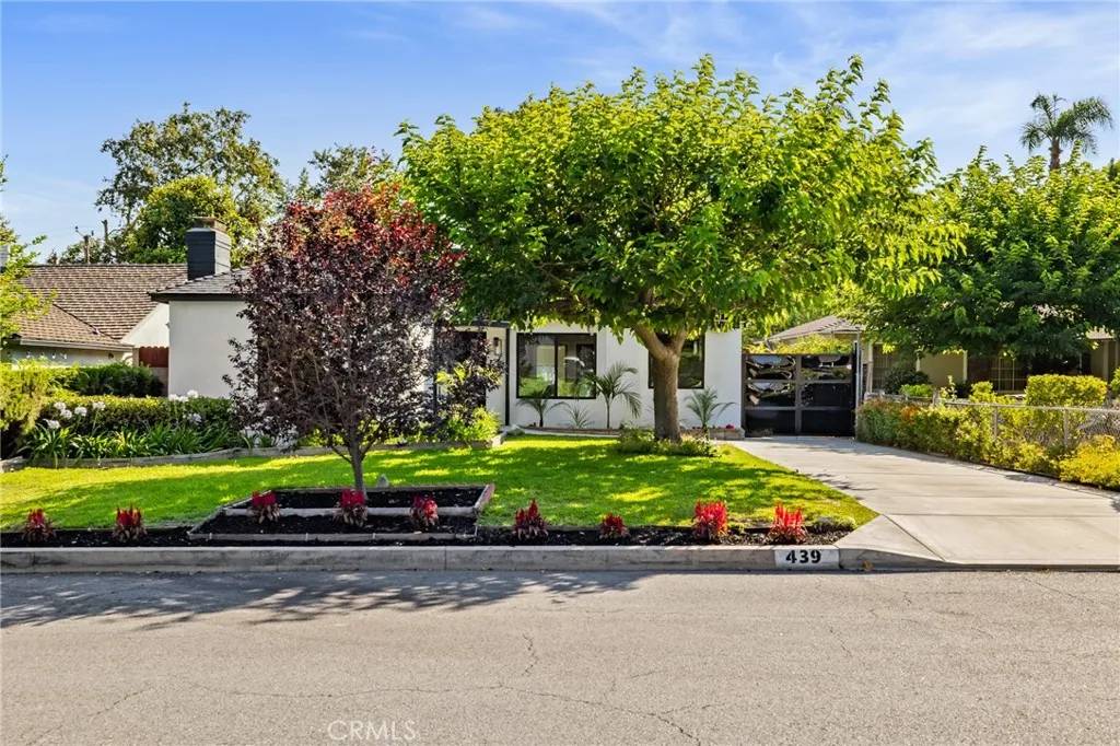 Burbank, CA 91506,439 S Lamer Street