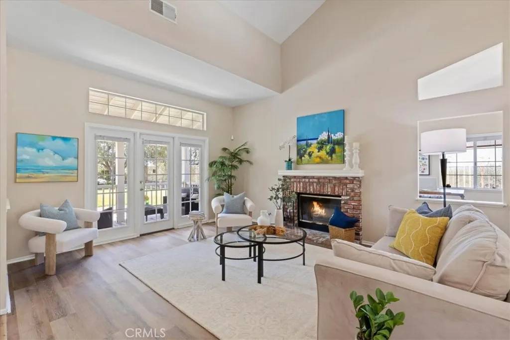 Valencia, CA 91354,23525 Millston Court