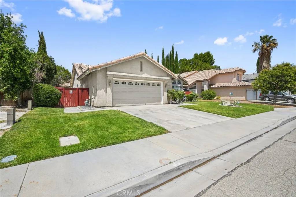 Lancaster, CA 93536,44505 Shadowcrest Drive