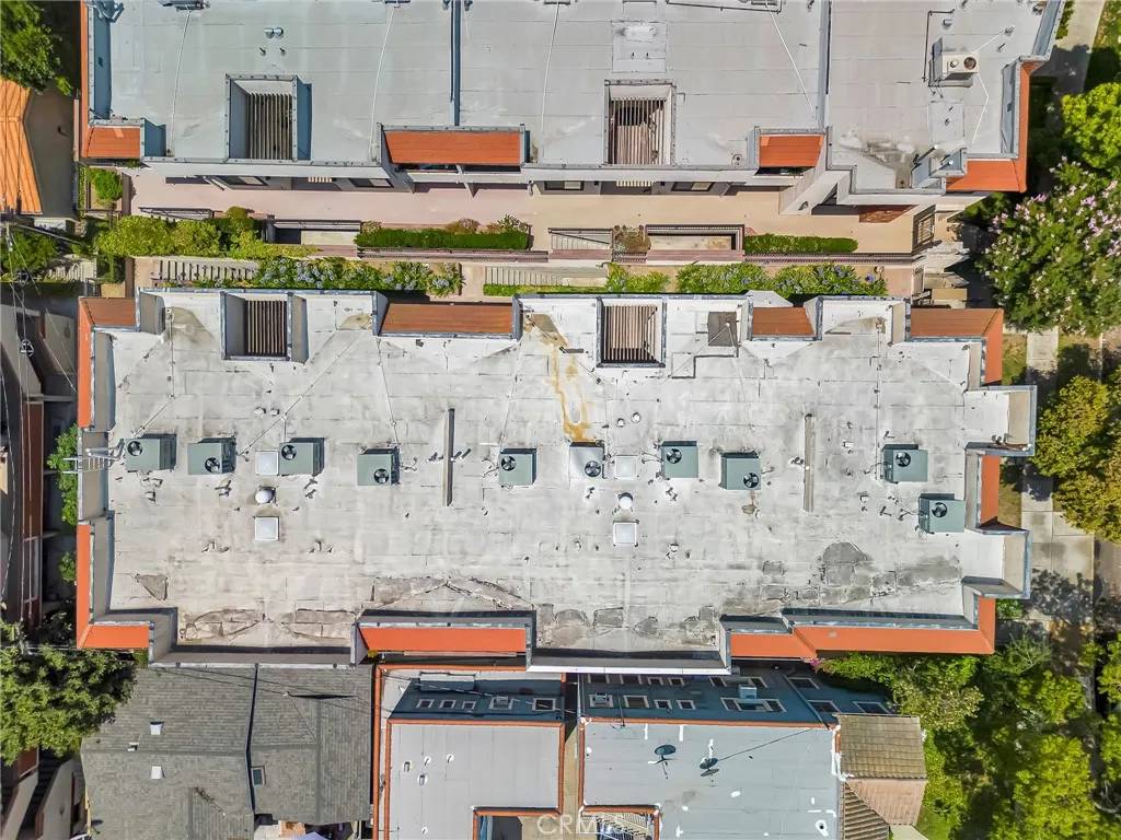 Glendale, CA 91202,1207 N Columbus Avenue