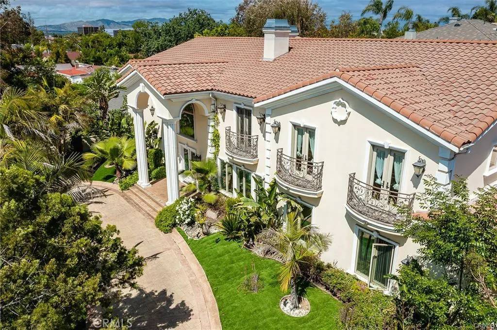 Tarzana, CA 91356,5108 Otis Avenue