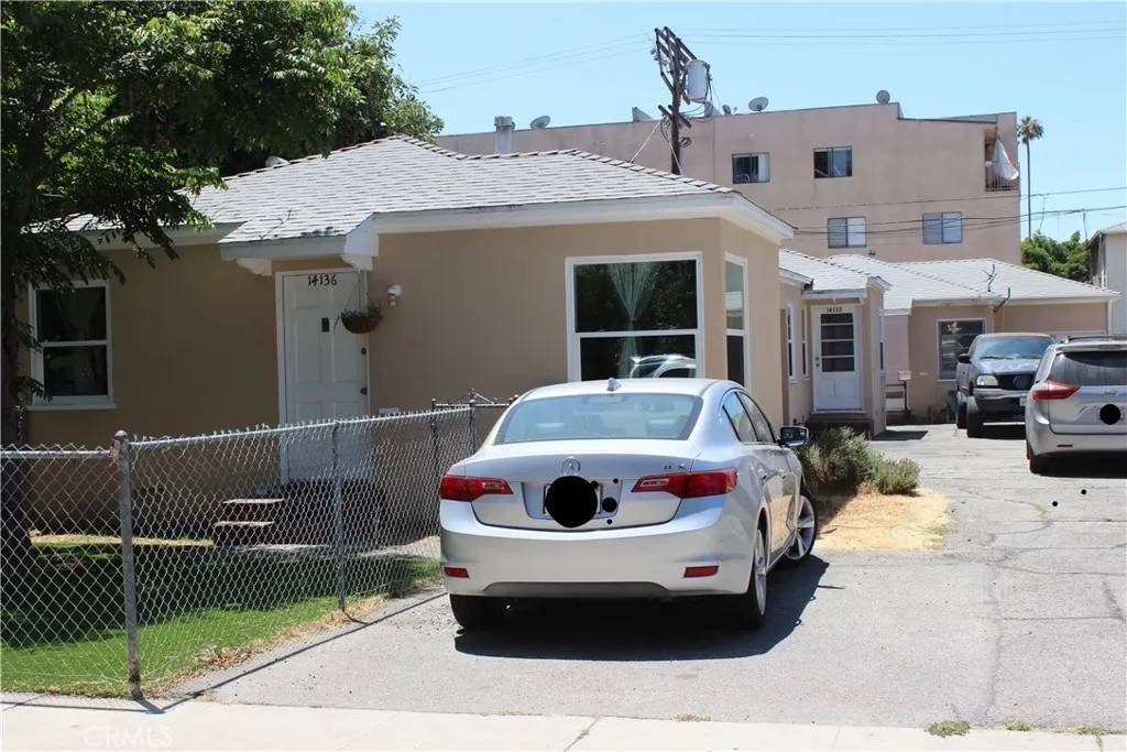Van Nuys, CA 91401,14136 Friar Street