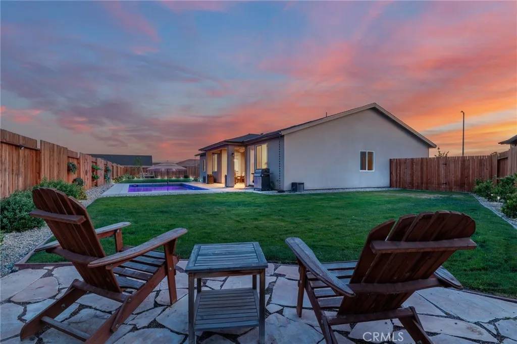 Bakersfield, CA 93313,7702 Canyon Trail Avenue