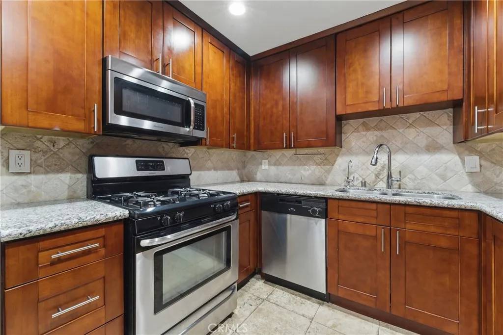 Glendale, CA 91206,500 Jackson Place #118