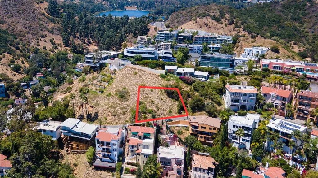 Hollywood Hills East, CA 90068,0 Quebec