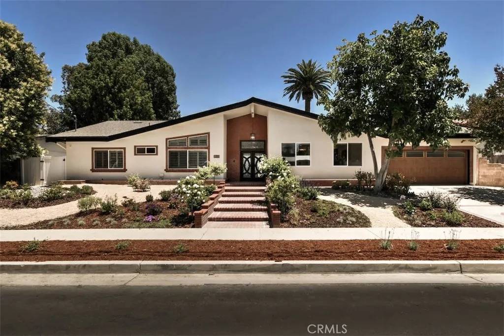 Woodland Hills, CA 91367,5124 Boda Place