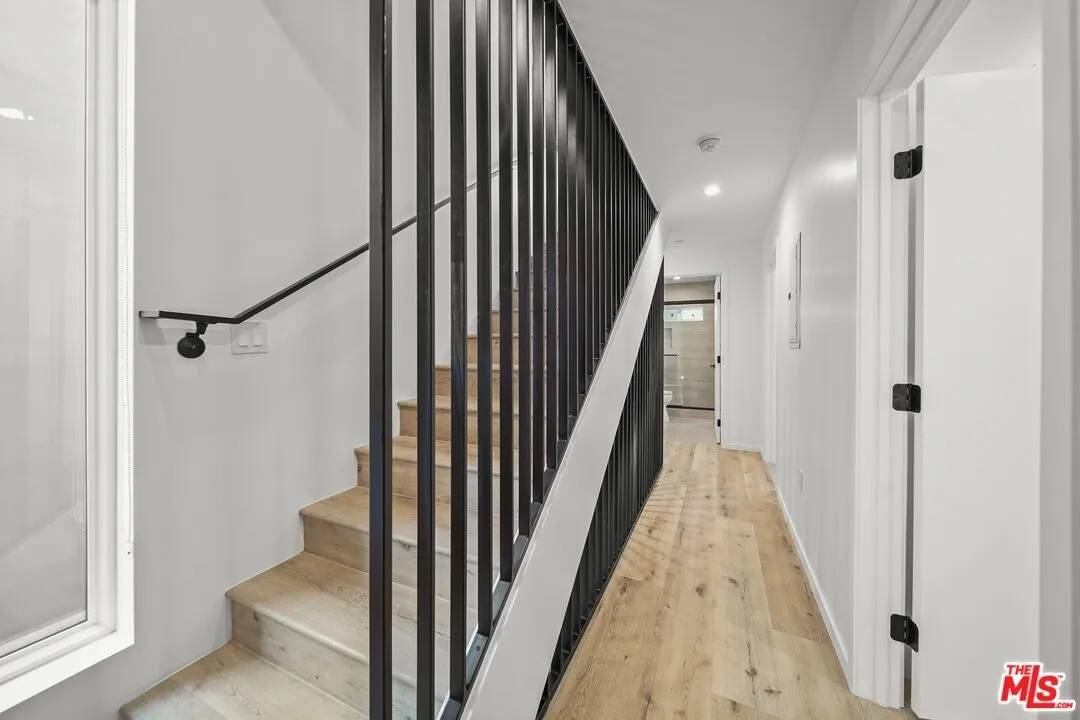 Los Angeles, CA 90029,849 N Mariposa Avenue #847 1/2