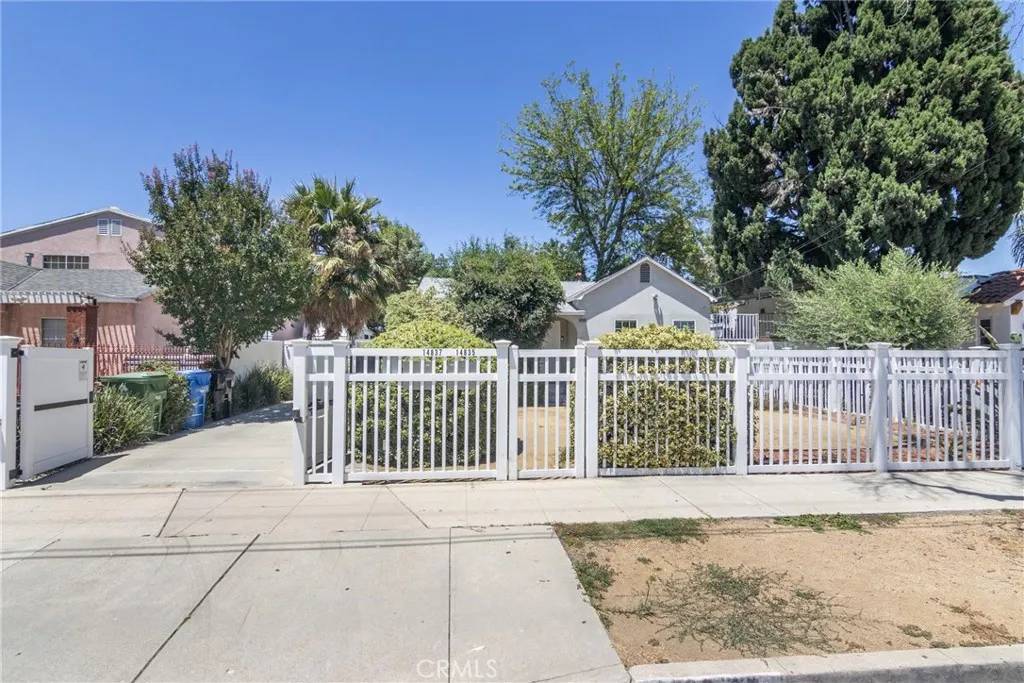 Van Nuys, CA 91405,14835 Kittridge Street