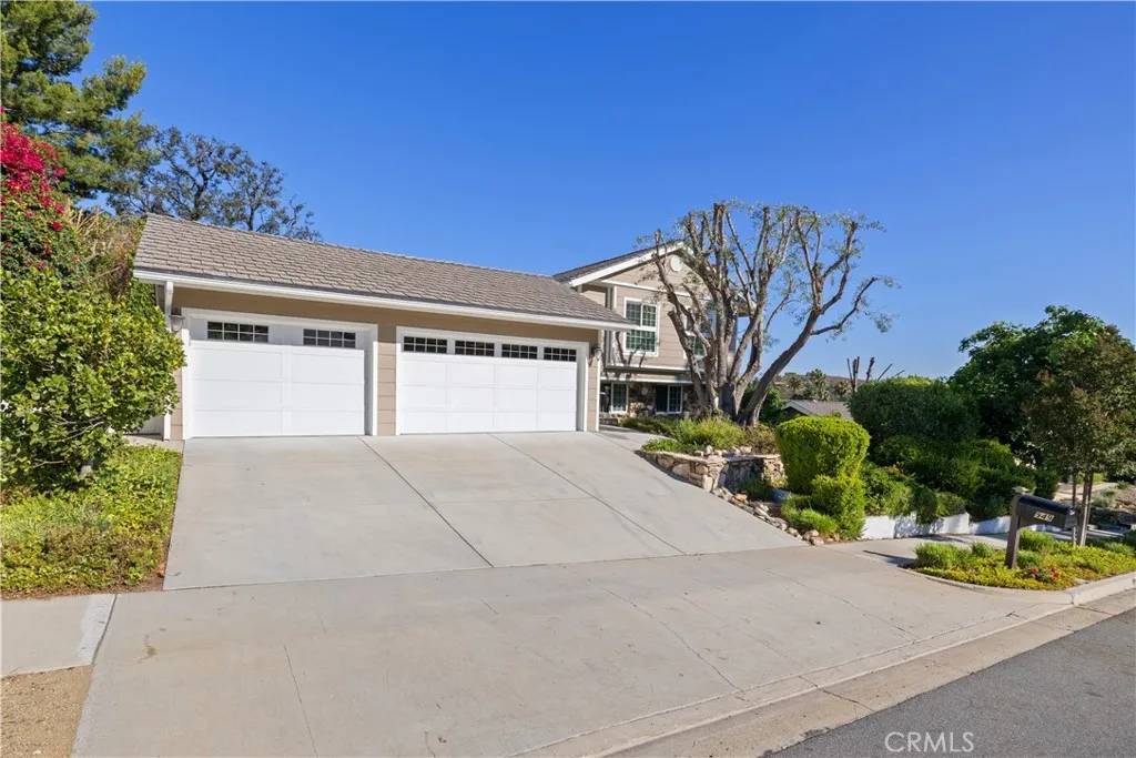 Thousand Oaks, CA 91362,949 Falmouth Street
