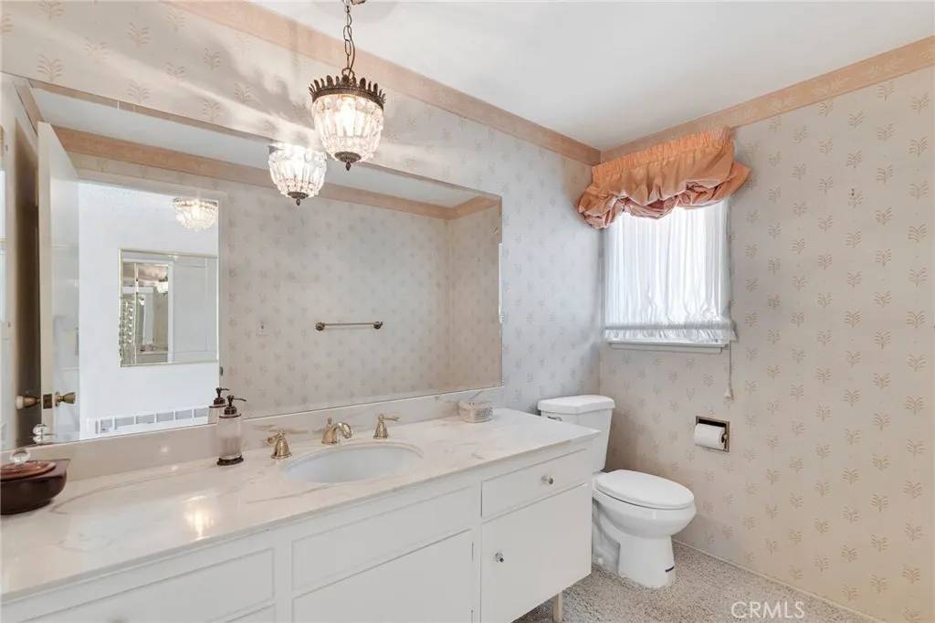Northridge, CA 91324,10020 Wystone Avenue