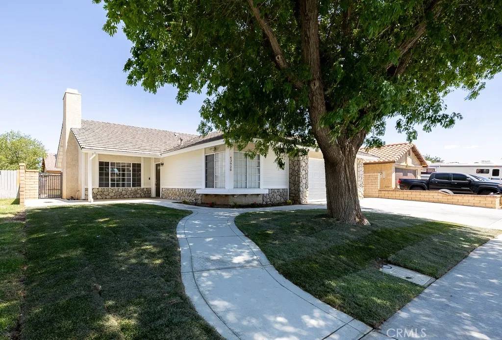 Lancaster, CA 93535,43920 Delgado Court