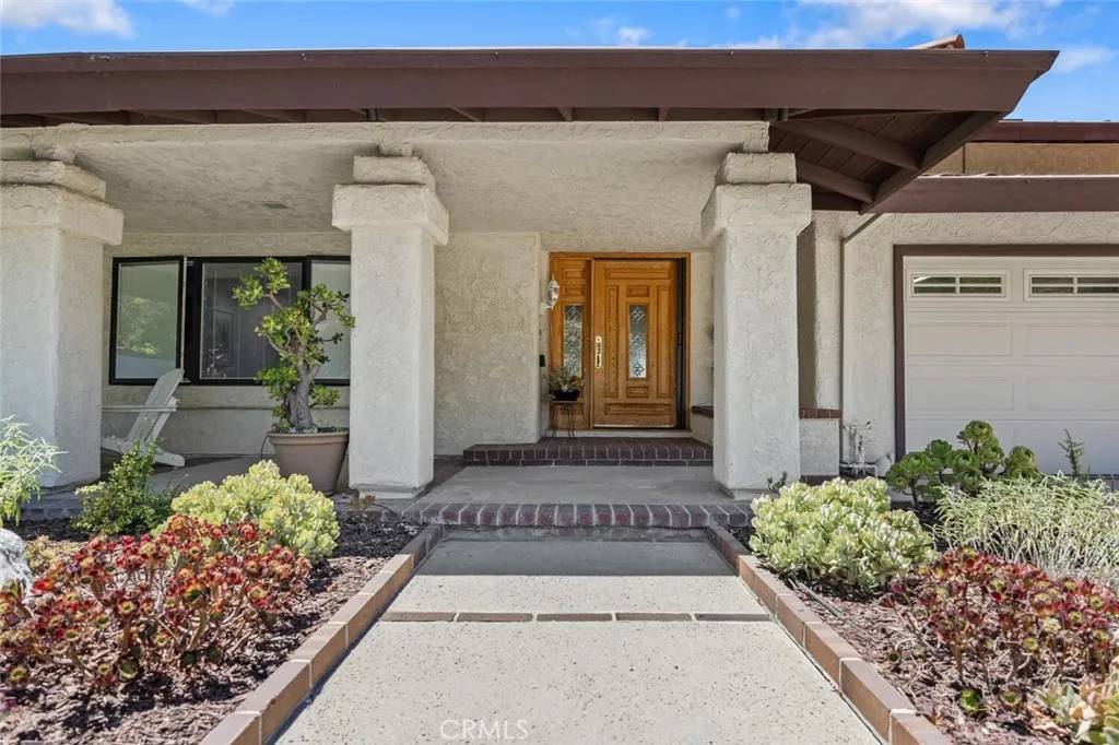 Thousand Oaks, CA 91360,1579 Via Parque