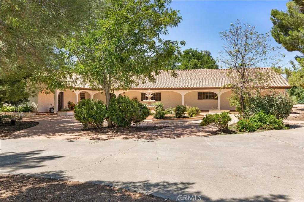 Agua Dulce, CA 91390,35356 Sierra Vista Drive