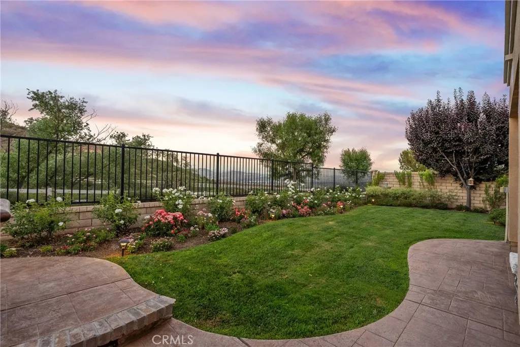 Valencia, CA 91354,28652 Iron Village Drive