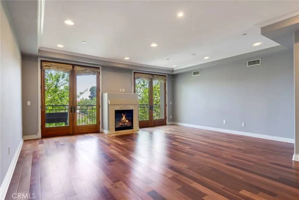 Pasadena, CA 91106,333 N Hill Avenue #305